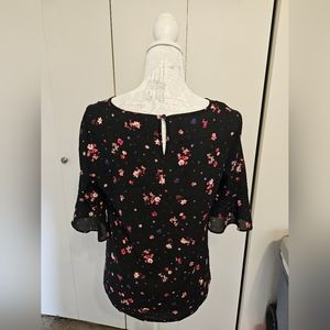 Elle, Size S, Pink Floral Black, Blouse